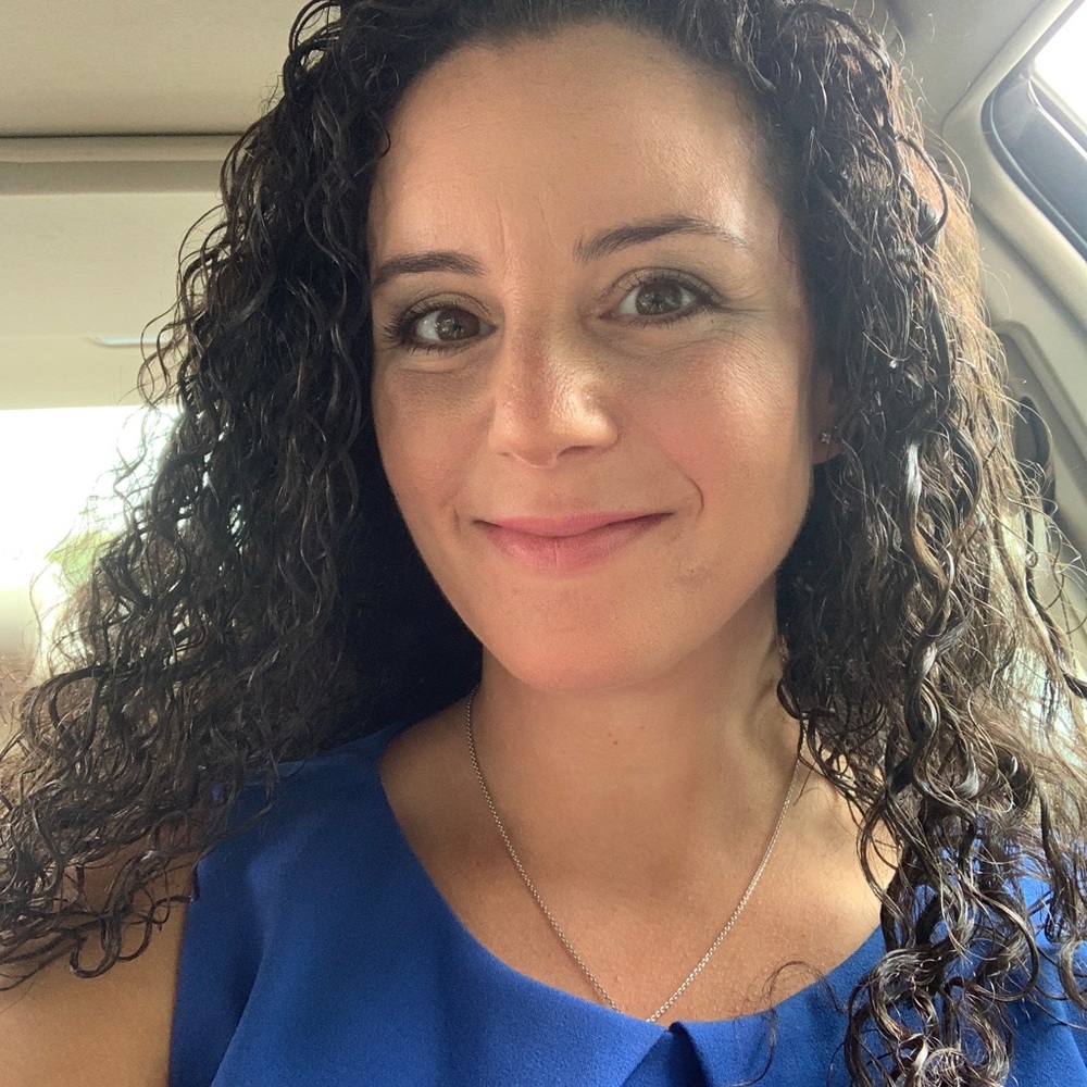 Meet your Posher, Stephanie